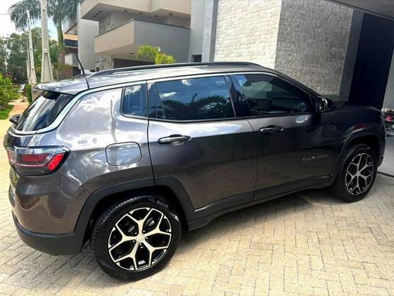 JEEP COMPASS 1.3 T270 TURBO FLEX LONGITUDE AT6
